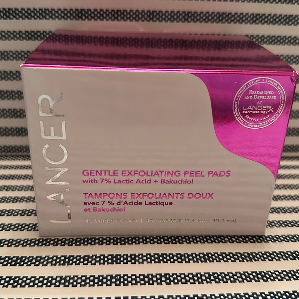 LANCER Gentle Exfoliating Peel Pads
